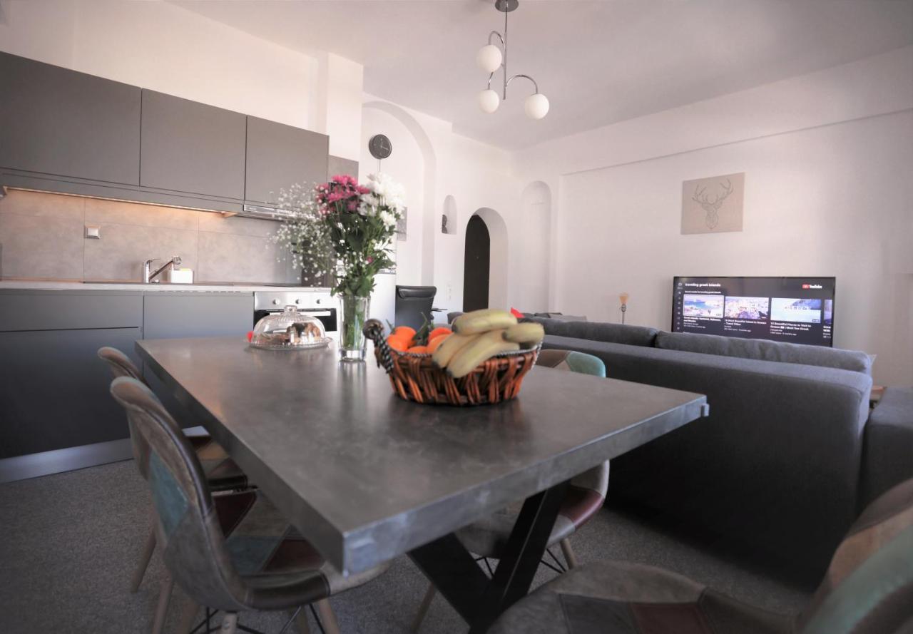 Modern 2 Bedroom Apartment Next To Metro - Marousi Αθήνα Εξωτερικό φωτογραφία