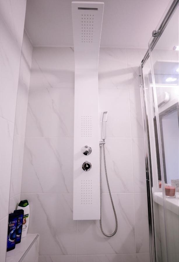 Modern 2 Bedroom Apartment Next To Metro - Marousi Αθήνα Εξωτερικό φωτογραφία